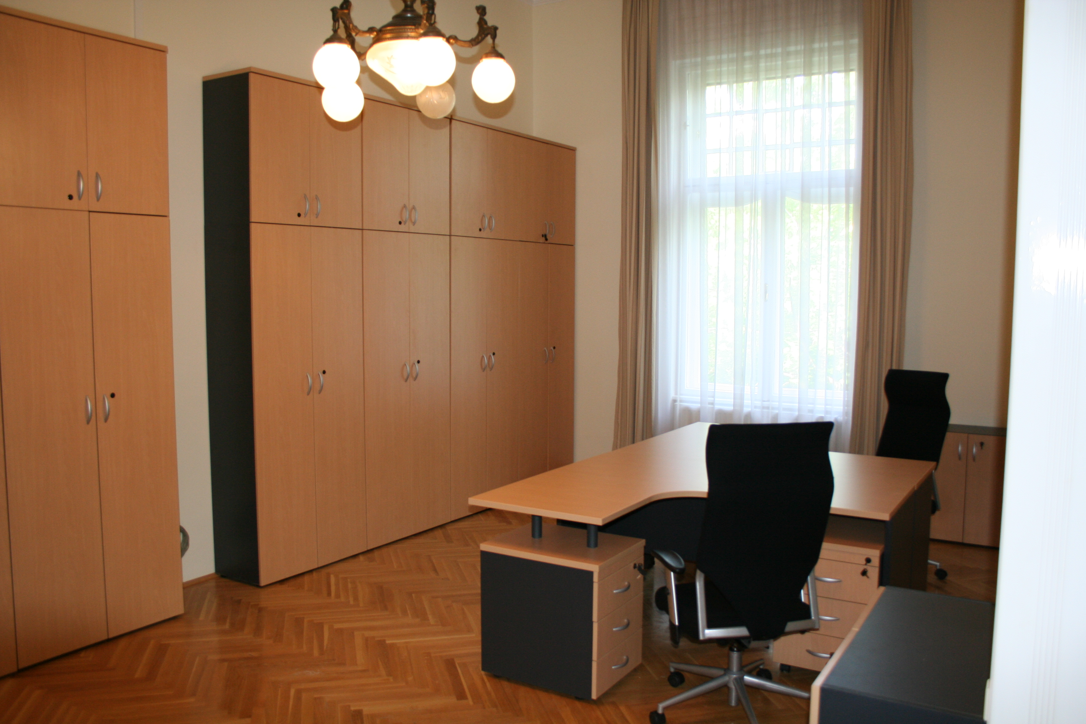 silver_irodabútor_program